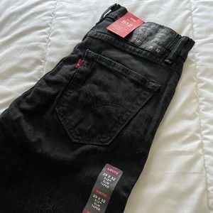 NWT Levi’s jeans 512 black denim slim taper leg
